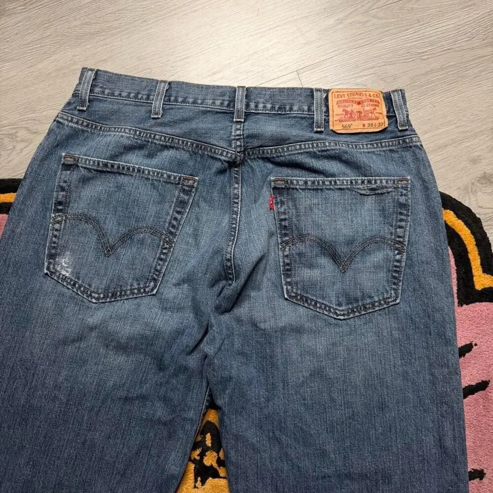 Vintage Y2K Levi’s 569 Loose Straight Distressed Denim Jeans Size 38x32 Blue